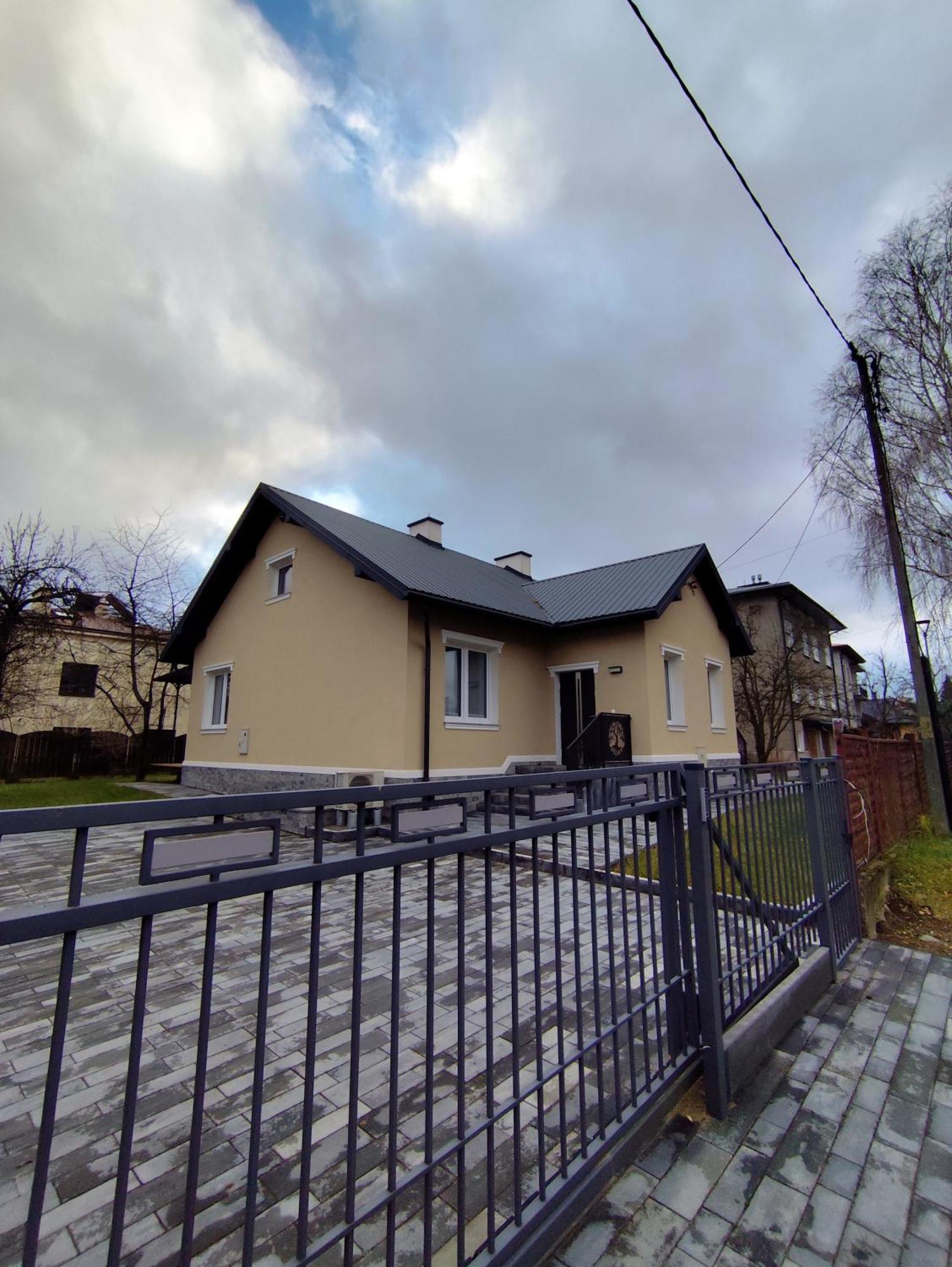 Berryblossom Estate Krosno Kültér fotó